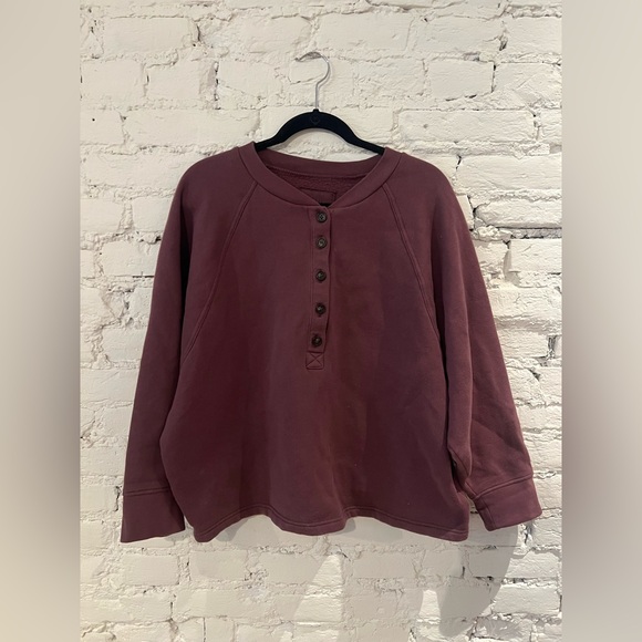 Madewell Sweaters - Madewell Sweatshirt Henley // color: wine // size: L